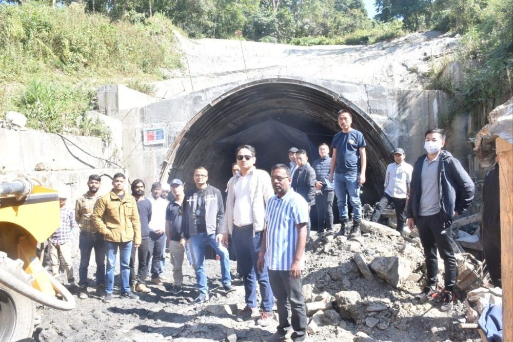 DC Kohima, SP, RO and other officials at the joint inspection of National Highway roads and urban roads in Kohima on November 11. (DIPR Photo)